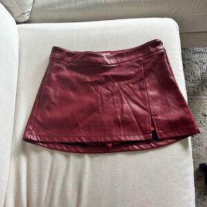 Garage Burgundy Faux Leather mini skirt